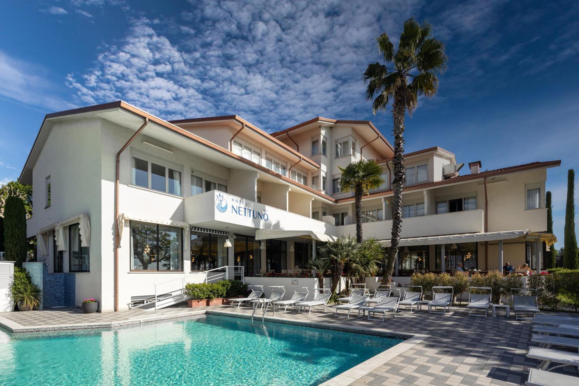 Hotel Nettuno Бардоліно Екстер'єр фото