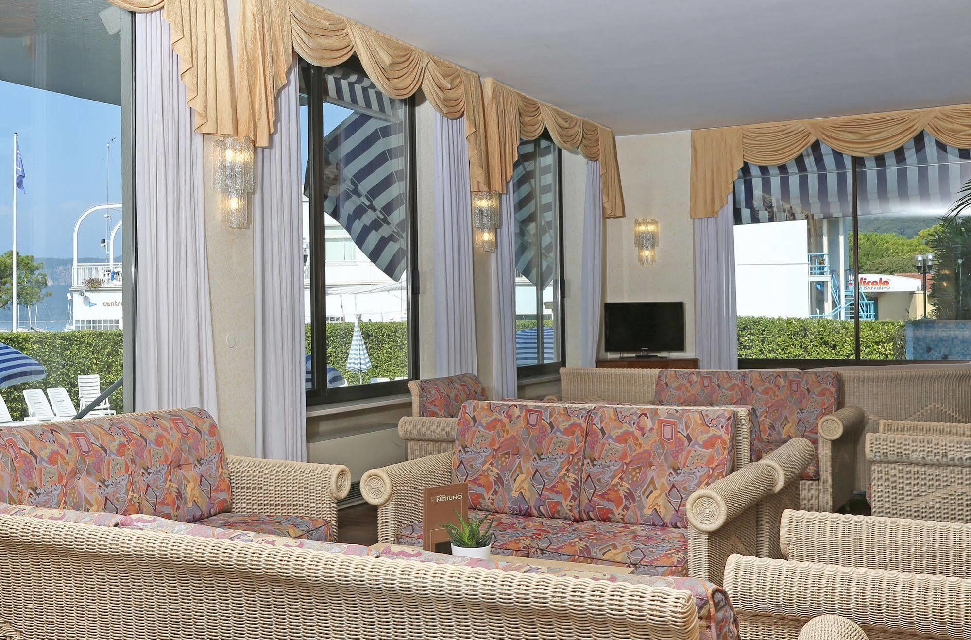 Hotel Nettuno Бардоліно Екстер'єр фото