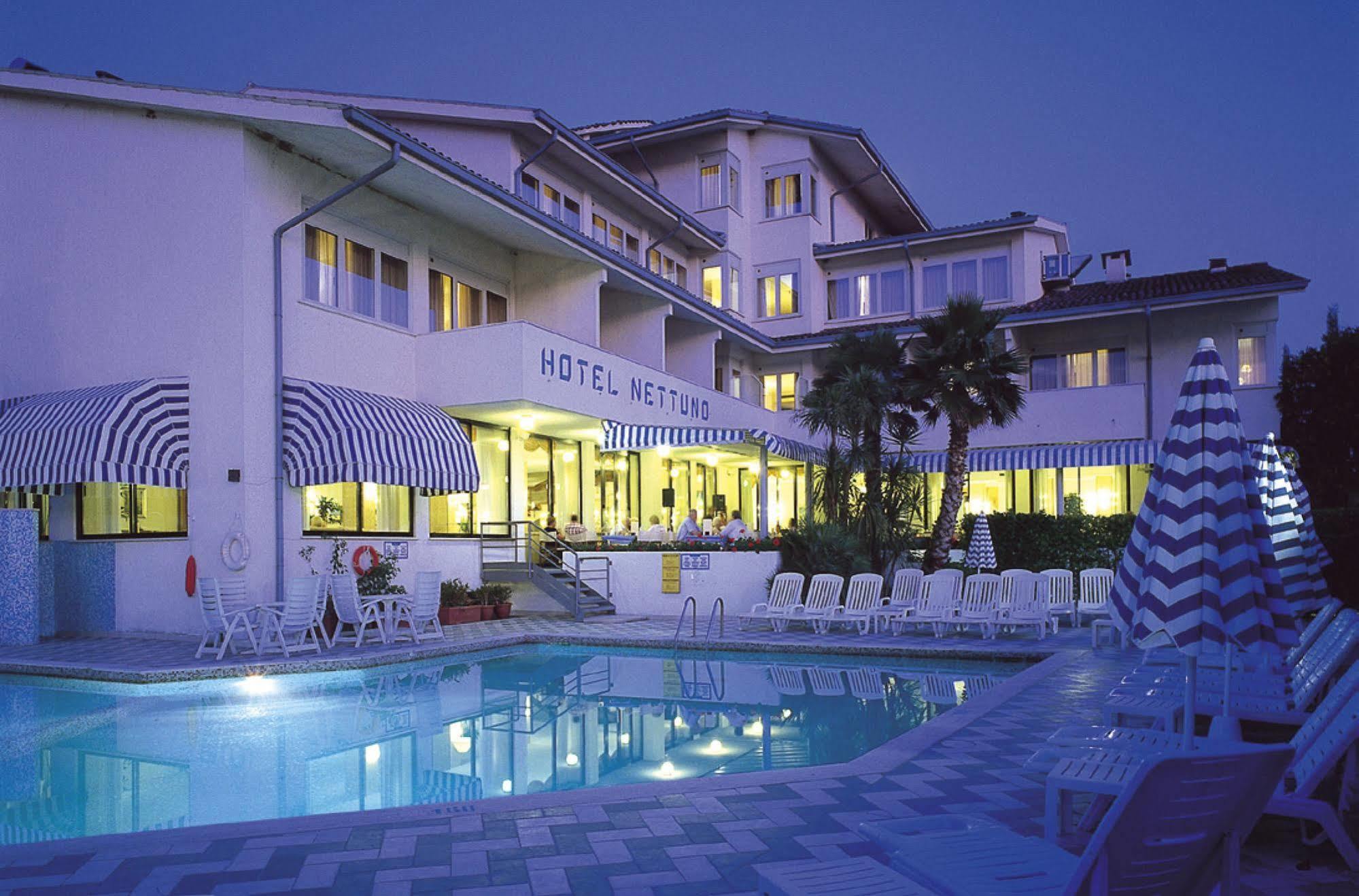 Hotel Nettuno Бардоліно Екстер'єр фото